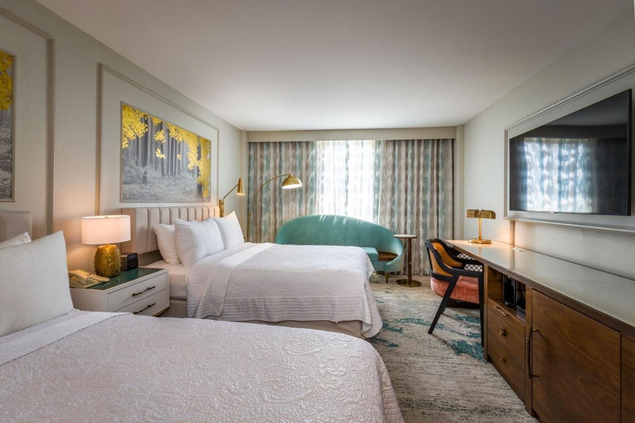 Castle Hotel, Autograph Collection Williamsburg Bagian luar foto